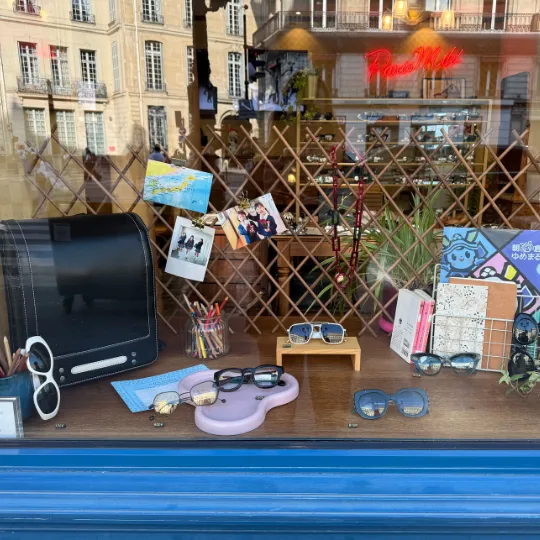 Vitrine Paris Miki